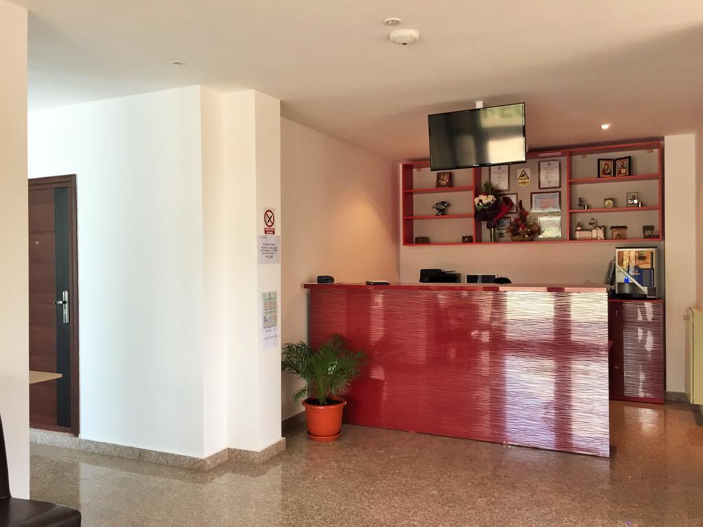 Hotel Mihaela Mamaia Kültér fotó