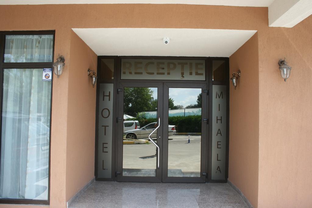 Hotel Mihaela Mamaia Kültér fotó