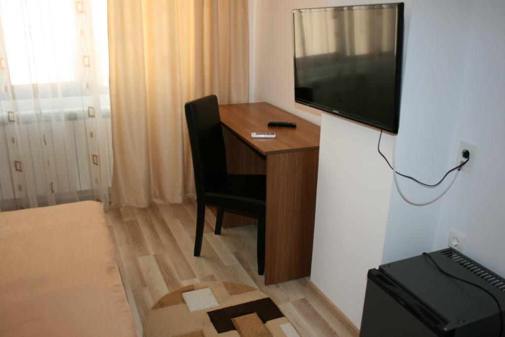 Hotel Mihaela Mamaia Kültér fotó