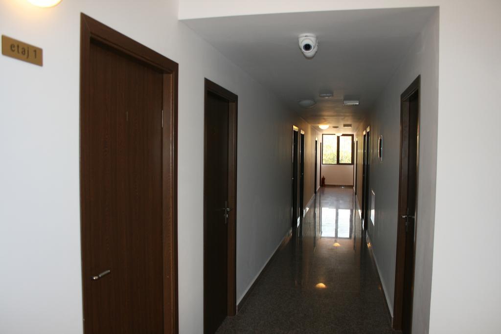 Hotel Mihaela Mamaia Kültér fotó